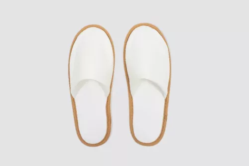 Babaco, zárt orrú, fehér, 28,5 cm-es méret | Hotelpapucs