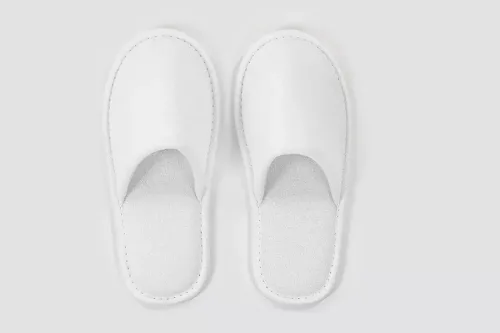 C-Paris, zárt orrú, 28,2 cm-es méret | Hotelpapucs