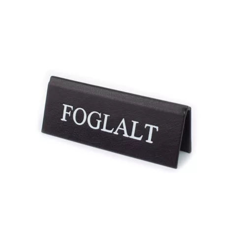 FEKETE MŰBŐR FOGLALT TÁBLA FEHÉR NYOMATTAL, KICSI