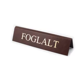 SÖTÉTBARNA MŰBŐR FOGLALT TÁBLA ARANY NYOMATTAL, NAGY